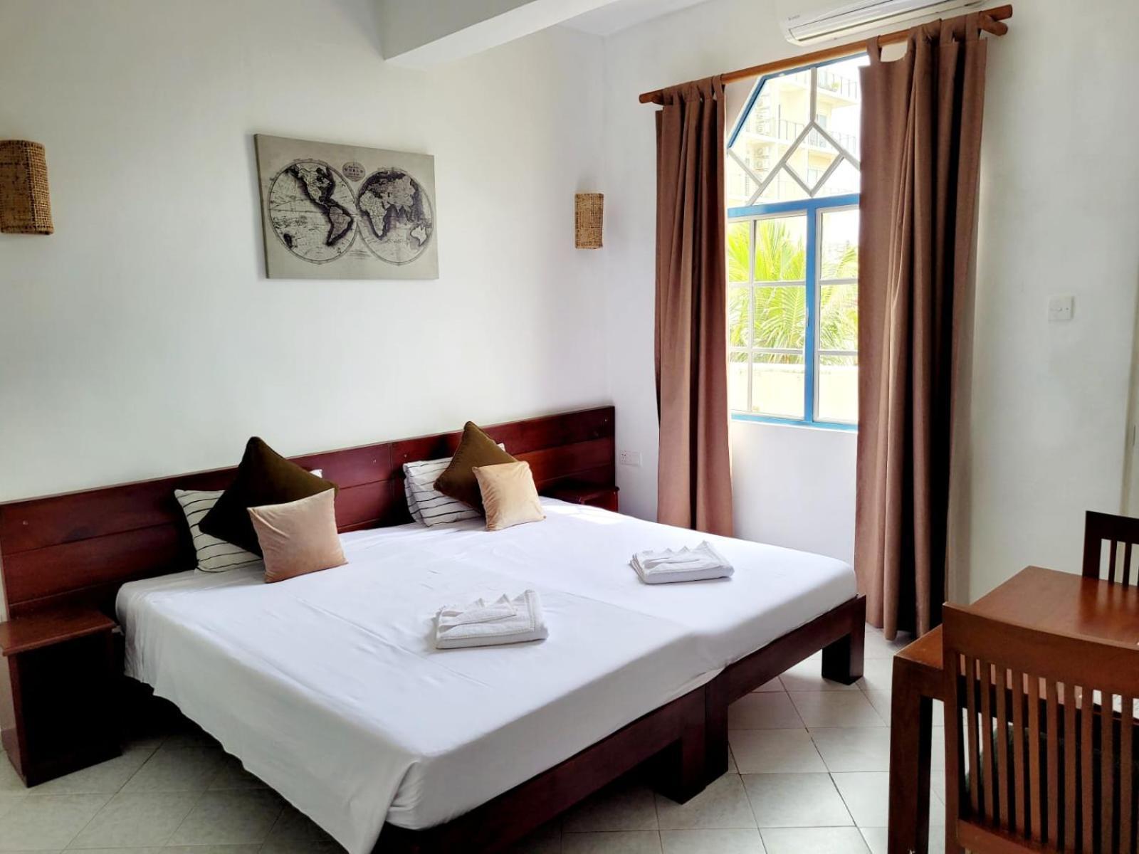 Hotel Mountbaylk à Dehiwala-Mont Lavinia Extérieur photo