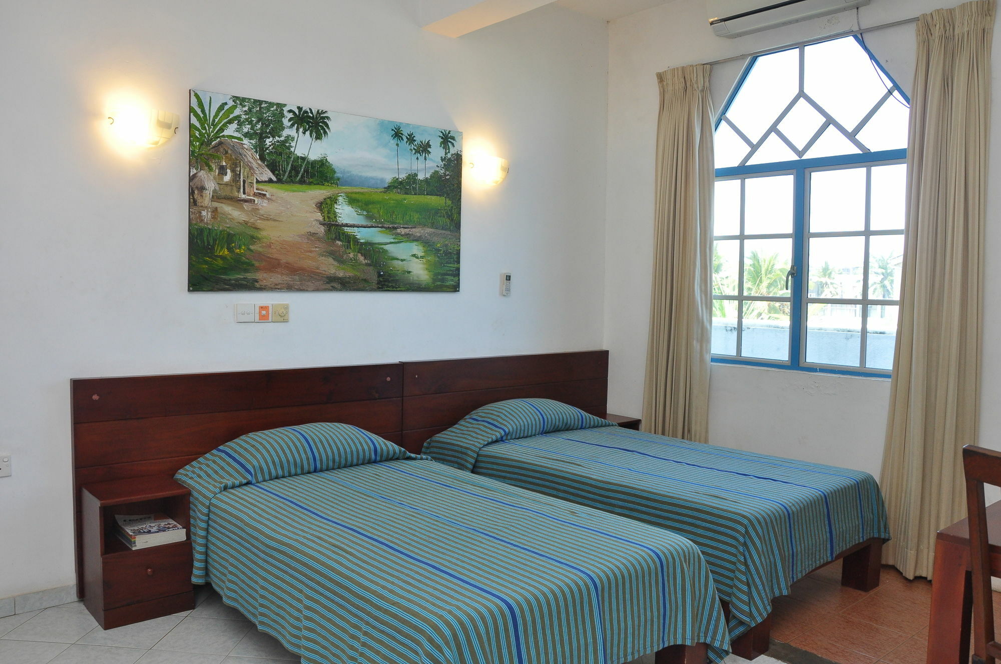 Hotel Mountbaylk à Dehiwala-Mont Lavinia Extérieur photo